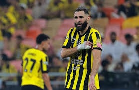 罗马诺：曼城希望马上签下格伊；利物浦从未有可能截胡塞门约