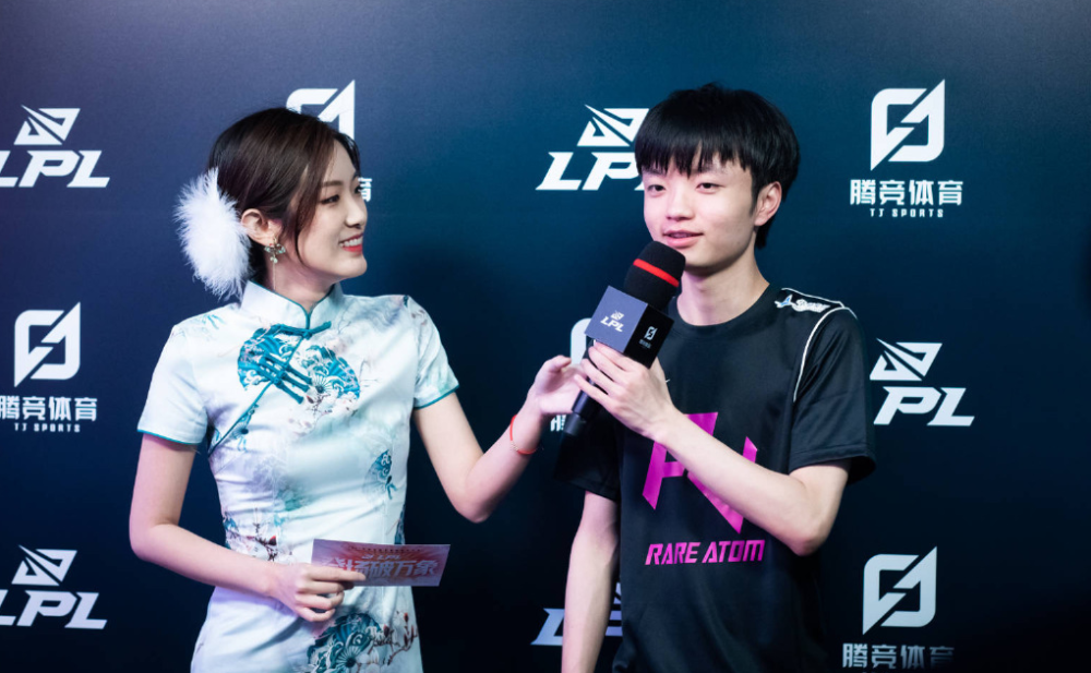 难以摆脱困 难以摆脱困